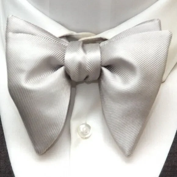 Men's Self‎ tied Bow Tie Big Butterfly Bow tie Light Grey